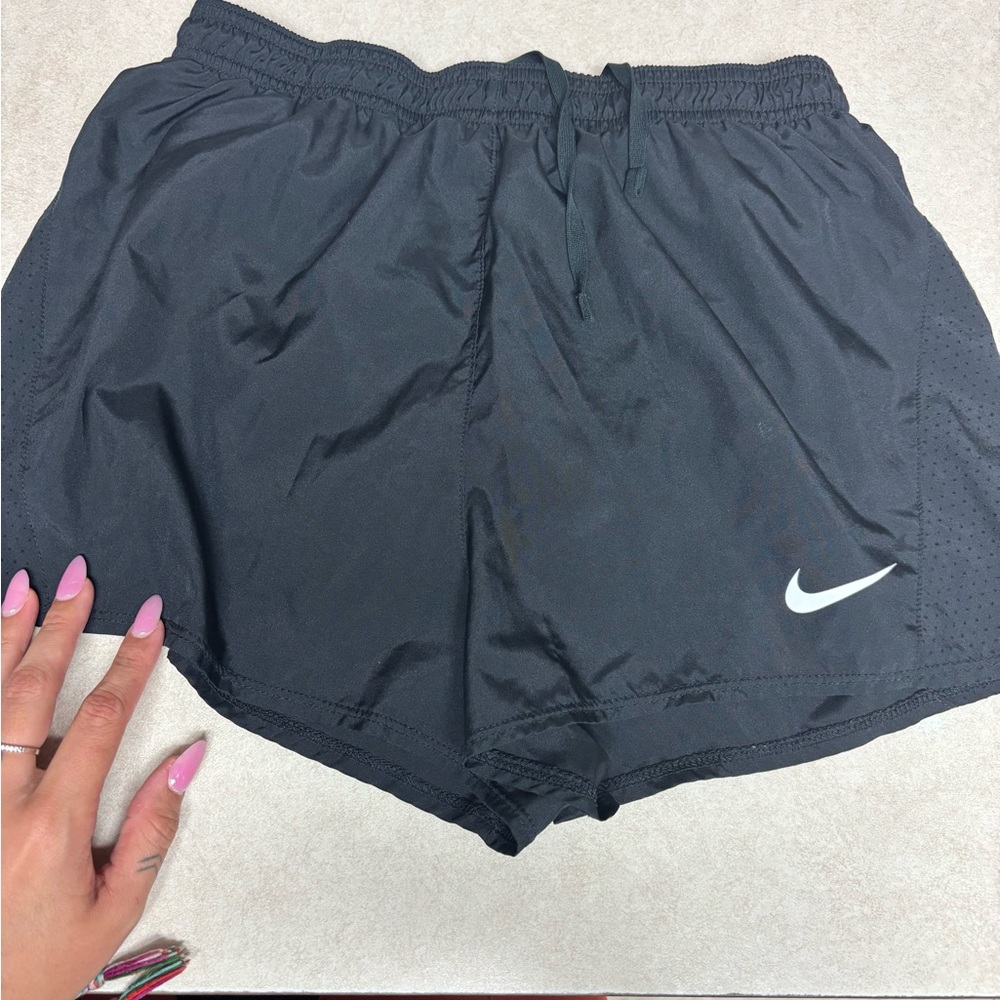 Nike Black Athletic Shorts Lightweight Elastic Waist